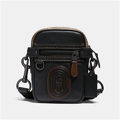 Fashion 4 - DYLAN 10 WITH SIGNATURE CANVAS BLOCKING AND COACH PATCH