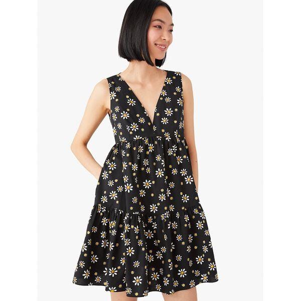 Fashion 4 - Daisy Dots Vineyard Dress