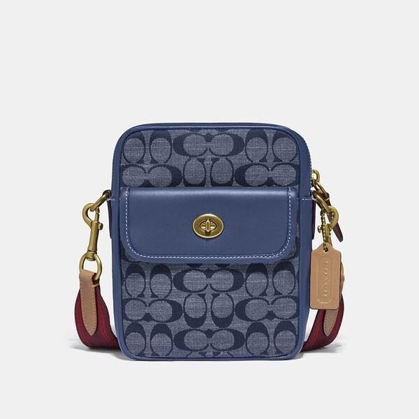 Fashion 4 - Dylan 15 In Signature Chambray