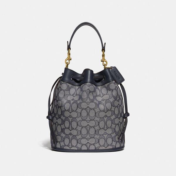 Fashion 4 - Field Bucket Bag In Signature Jacquard