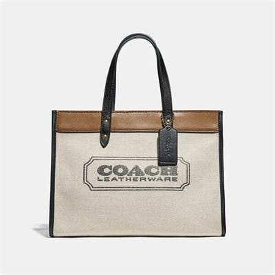 Fashion 4 - Field Tote 30 With Coach Badge