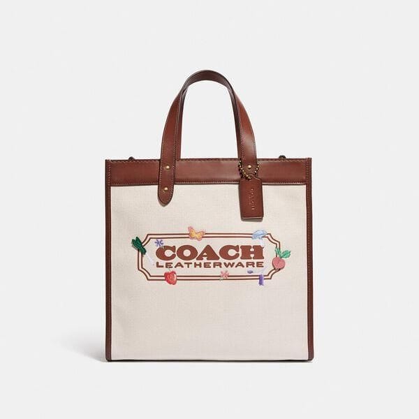 Fashion 4 - Field Tote With Garden Embroidery Coach Badge