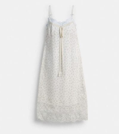 Fashion 4 - Floral Lace Dress