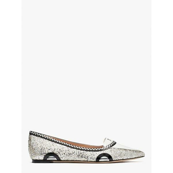 Fashion 4 - Gogo Taxi Flats