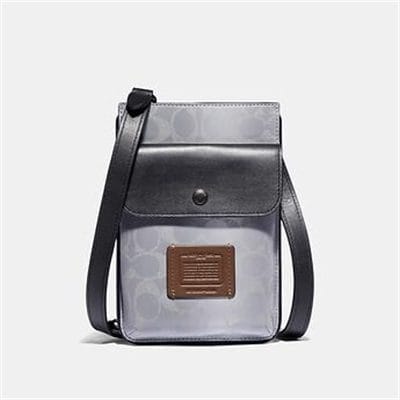 Fashion 4 - HYBRID POUCH IN REFLECTIVE SIGNATURE CANVAS