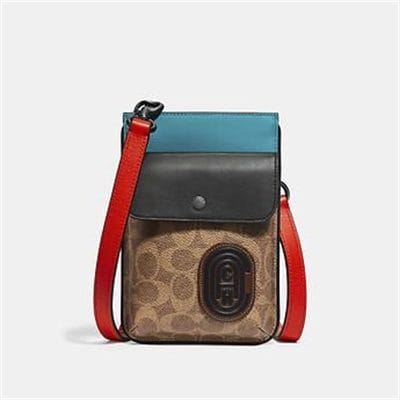 Fashion 4 - HYBRID POUCH WITH SIGNATURE CANVAS BLOCKING AND COACH PATCH