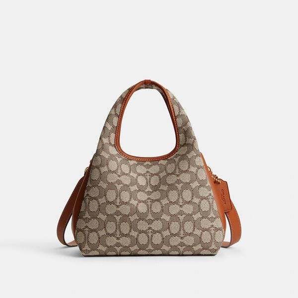 Fashion 4 - Lana Shoulder Bag 23 In Signature Jacquard