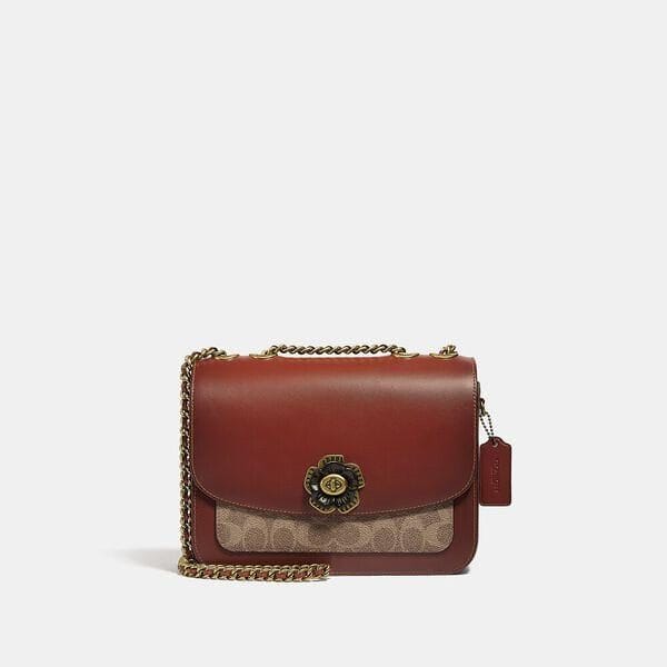 Fashion 4 - Madison Shoulder Bag In Signature Canvas