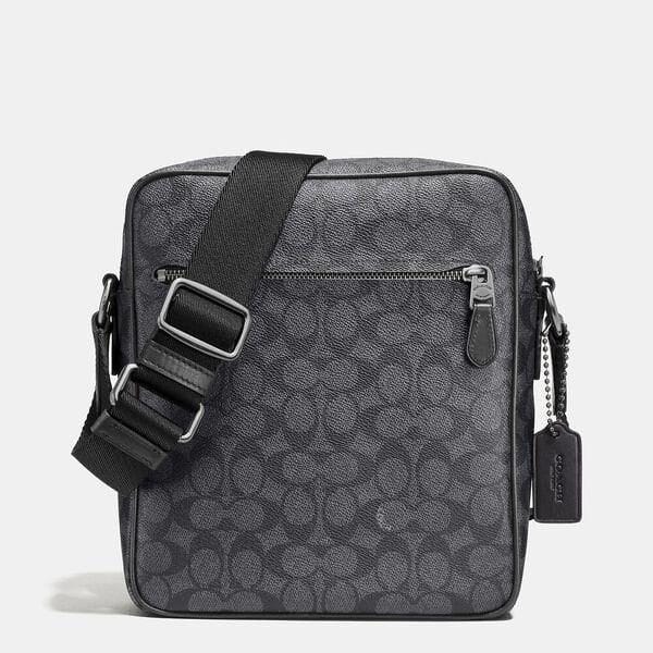 Fashion 4 - Metropolitan Flight Bag In Signature Canvas