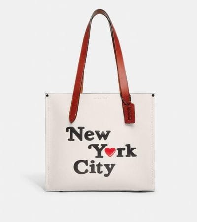 Fashion 4 - Relay Tote 34 With New York City