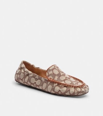 Fashion 4 - Ronnie Loafer In Signature Textile Jacquard