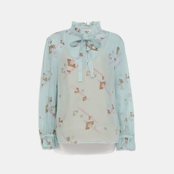 Fashion 4 - Ruffle Blouse