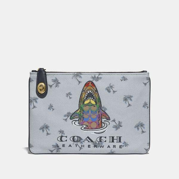Fashion 4 - Turnlock Pouch 26 With Rainbow Signature Sharky