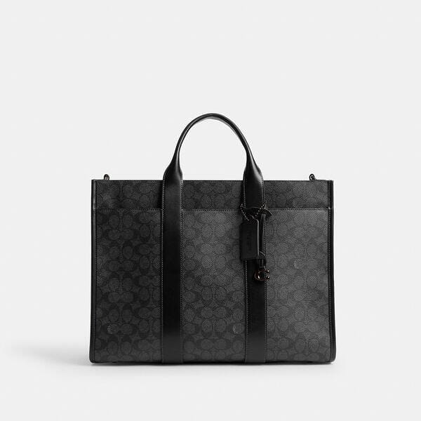 Fashion 4 - Wesley Tote In Signature Canvas