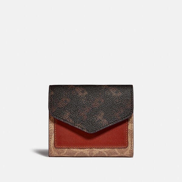 Fashion 4 - Wyn Small Wallet With Horse And Carriage Print