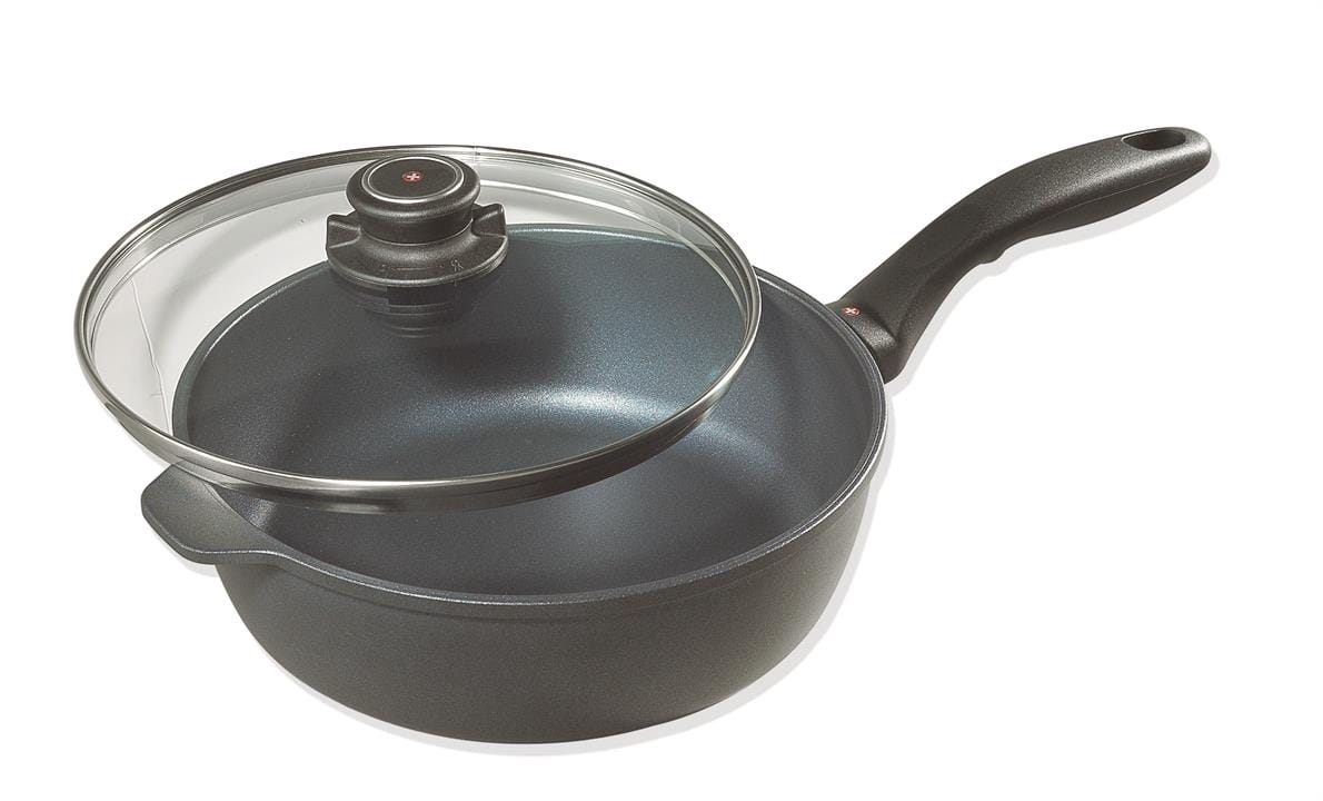 OJAM Online Shopping - Swiss Diamond XD 28 x 7.5 cm Induction Saute Pan With Lid 4.2 litre