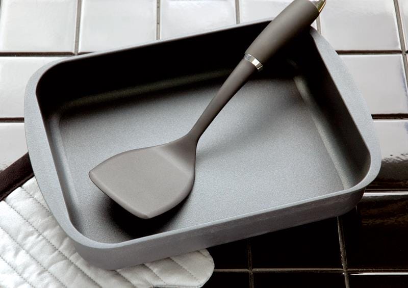 OJAM Online Shopping - Swiss Diamond XD 35 cm x 26 cm x 7.5cm 5.2L deep Roasting Pan