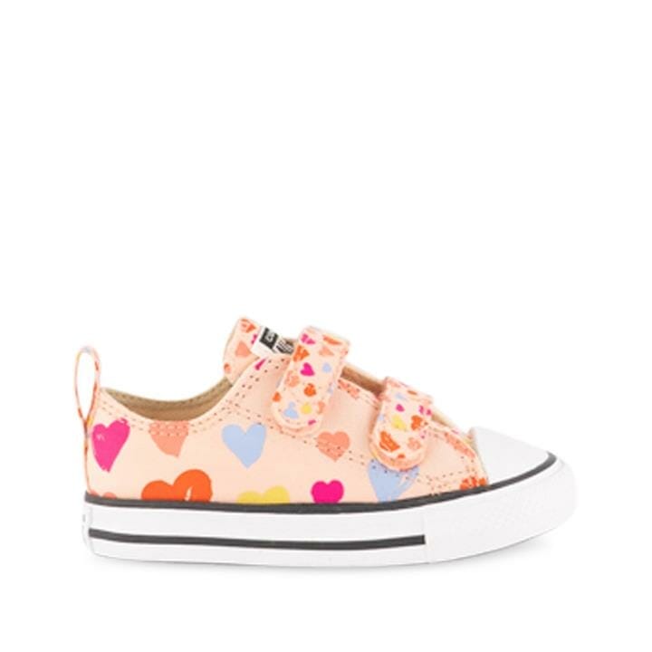 OJAM - Pivot - Converse Chuck Taylor All Star 2V Hearts  Size 4 Unisex