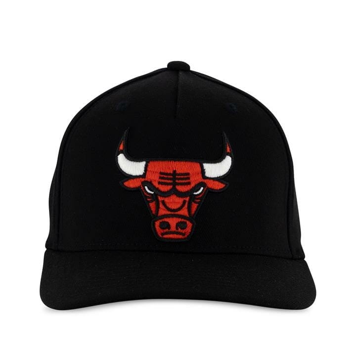 OJAM - Pivot - Mitchell & Ness Chicago Bulls Team Logo Pinch Panel Snapback  Size OS Unisex