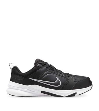 OJAM - Pivot - Nike Defyallday 4E  Size 1 Mens